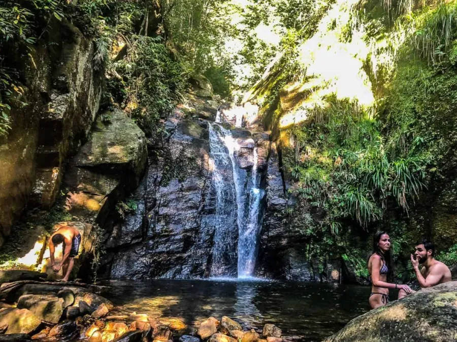 Imagem rio-cachoeira